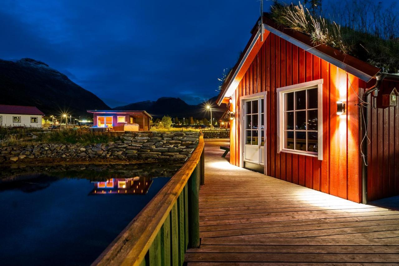 Manndalen Sjøbuer Villa Samuelsberg Eksteriør billede